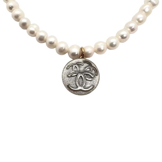 订购6周到｜Gigi Paris-Chanel-灰色 中古纽扣 珍珠 项链［法国设计师］ 商品图1