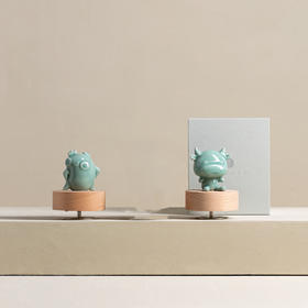 东土龙泉青瓷音乐盒八音盒摆件生日礼物创意陶瓷