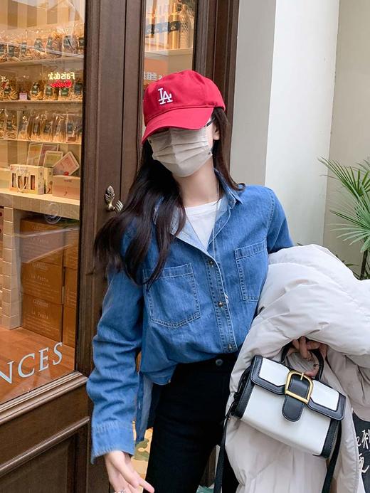 <曾小咸推荐> 【港姐出道】蓝色牛仔衬衫 商品图3