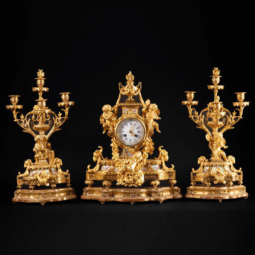 独角鹿西洋古董法国路易十六风铜鎏金雕饰彩绘瓷片座钟烛台三件套 商品图0