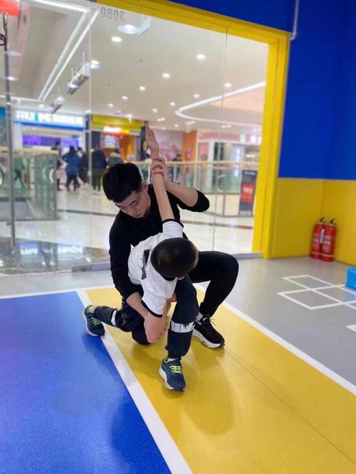 【睿奥少儿体适能中心@高新】29元抢2次体适能/篮球/自由搏击/感统/跳绳和专注课程（任选其一），强化孩子身体素质、增加心理认知、提升社会适应性。 商品图4
