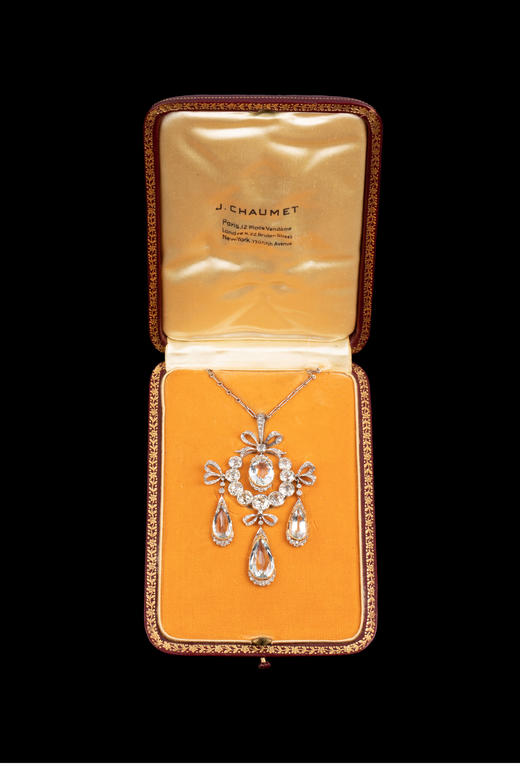 独角鹿西洋古董珠宝尚美Chaumet铂金镶钻石海蓝宝石蝴蝶结项链 商品图1