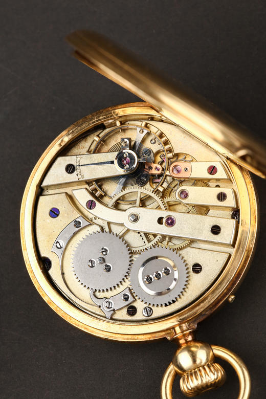 独角鹿西洋古董钟表瑞士宝矶半猎壳三开18K金雕花怀表珐琅彩钟面 商品图1