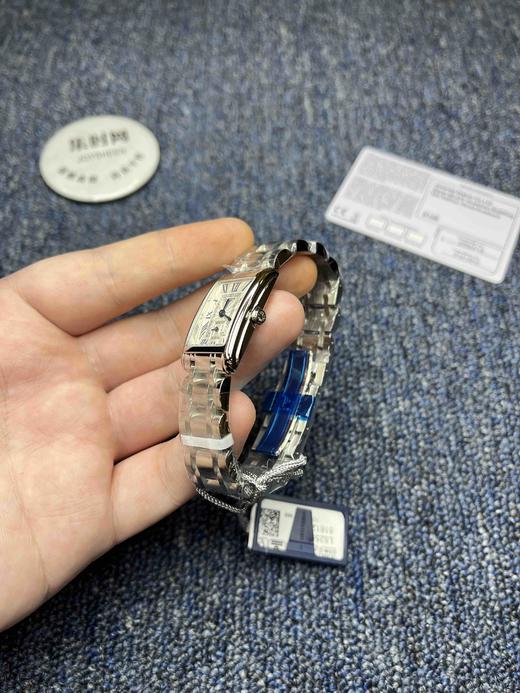 林志玲同款！浪琴表黛绰维纳20.80 X 32.00mm 石英女士腕表 商品图3