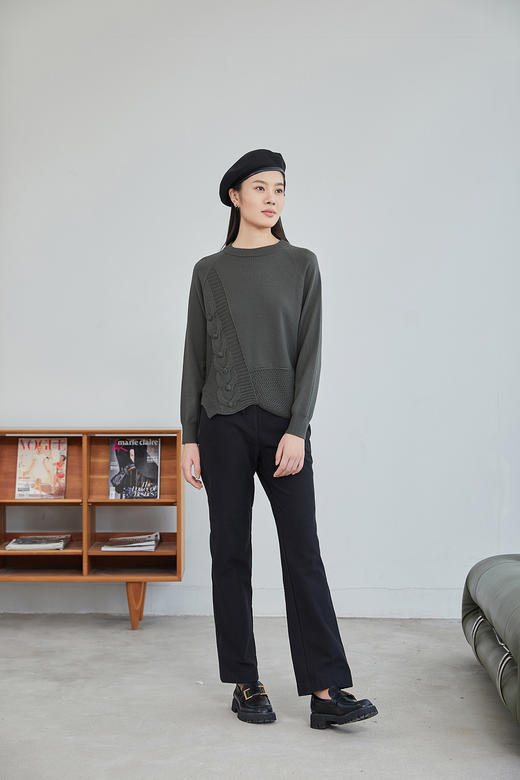 【年货节】奇威【粗细针拼接】设计感圆领橄榄绿针织衫A4416226 商品图3