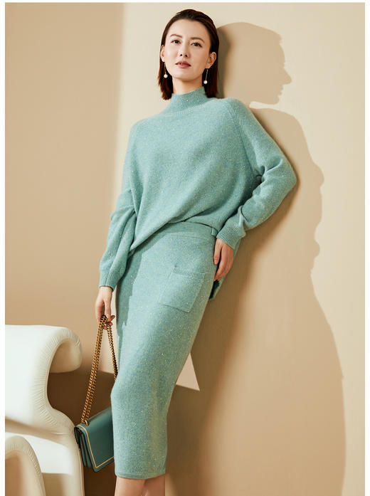 “名媛“J204246颈袖添香2024品牌秋冬季新款慵懒风宽松毛衣修身J20424692 商品图1