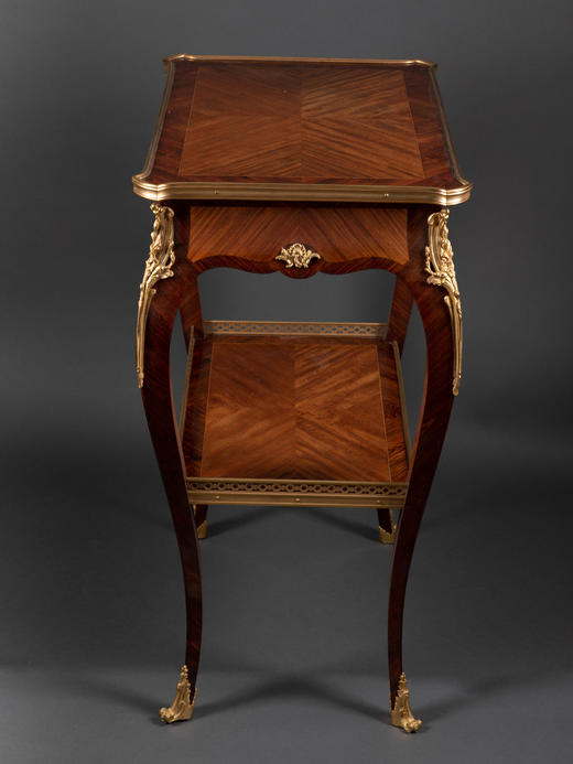 独角鹿西洋古董家具拿破仑三世时期红木细木镶嵌修饰铜鎏金双层桌 商品图4