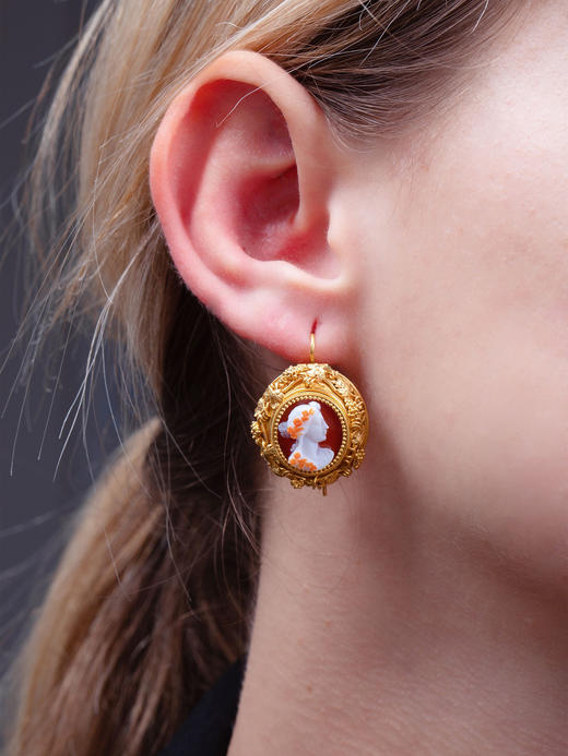 独角鹿西洋古董首饰套装18k黄金镶玛瑙Cameo浮雕圆章手镯胸针耳饰 商品图1