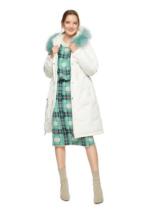 ELLA JADE 抽绳收腰拼色毛领羽绒服 8451