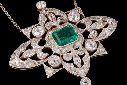 独角鹿西洋古董法国18K金镶哥伦比亚祖母绿钻石鸢尾纹吊坠项链 商品图3