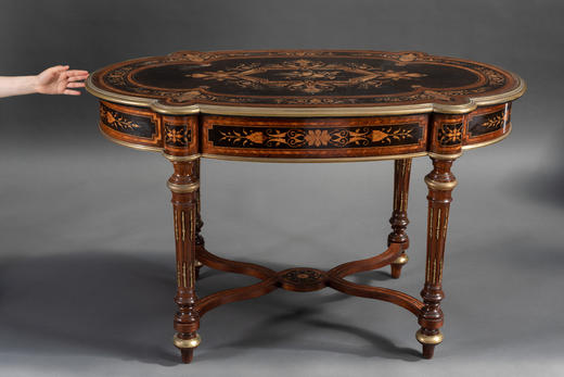 独角鹿西洋古董家具1880年代法国出品铜鎏金修饰细木镶嵌中央桌子 商品图1