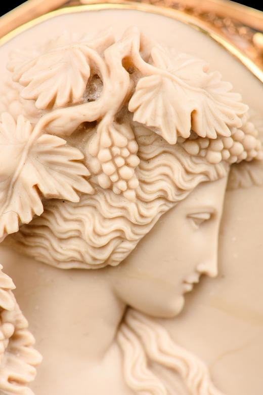 国内现货独角鹿西洋古董首饰14k金镶嵌火山岩酒神主题卡梅奥胸针 商品图3