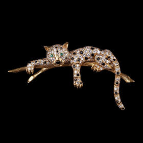 独角鹿西洋古董珠宝首饰法国18K金镶嵌钻石祖母绿花豹造型胸针