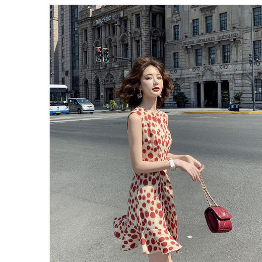法式波点雪纺连衣裙春夏季新款轻奢名媛风短裙感气质吊带裙子 商品图8