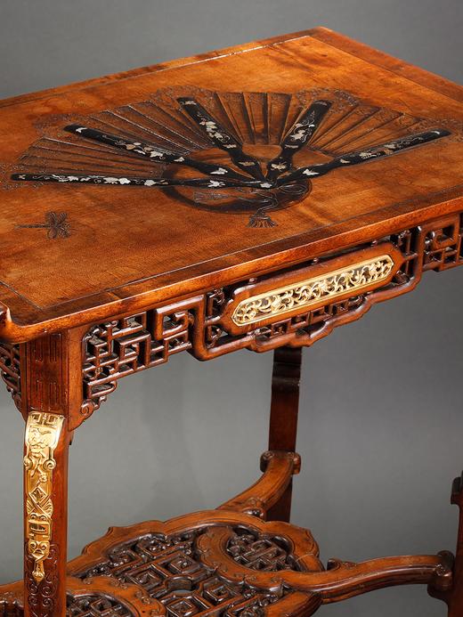 独角鹿西洋古董家具VIARDOT山毛榉木母贝铜鎏金游龙折扇双层边桌 商品图3