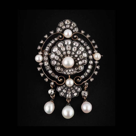 独角鹿西洋古董法国18K金纯银镶钻石与天然海水珍珠贝壳造型胸针 商品图0