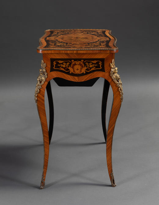 独角鹿西洋古董家具路易十五风格铜鎏金修饰细木镶嵌带镜子桌子 商品图2