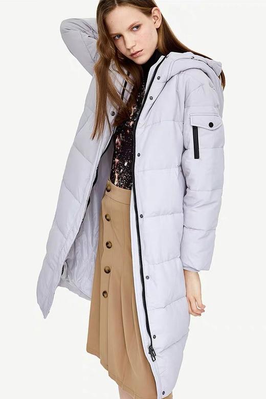 URBAN REVIVO 青春女装休闲活泼羽绒服 10202 商品图2