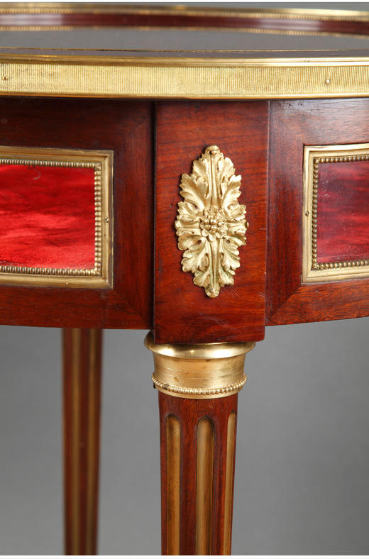 独角鹿西洋古董家具法国出品铜鎏金装饰桃花心木玻璃圆形展示柜 商品图3