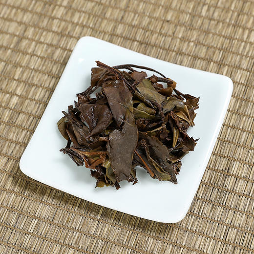 益品惠丰 太姥之巅 白牡丹饼 2013年原料 福鼎白茶 300g 商品图3