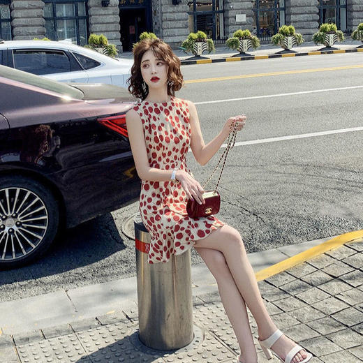 法式波点雪纺连衣裙春夏季新款轻奢名媛风短裙感气质吊带裙子 商品图6