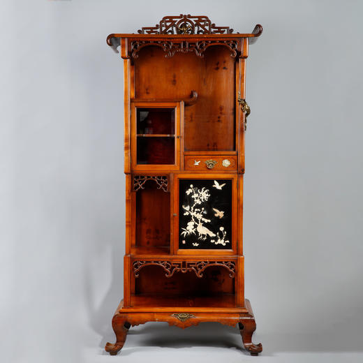 独角鹿西洋古董家具法国出品东方风格镂雕母贝镶嵌花鸟主题展示柜 商品图0