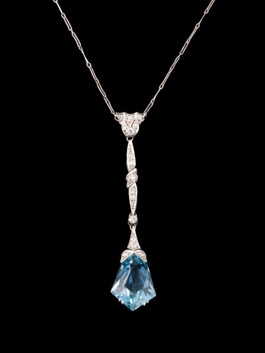 独角鹿西洋古董珠宝1920年代法国铂金镶嵌海蓝宝石及钻石吊坠 商品图4