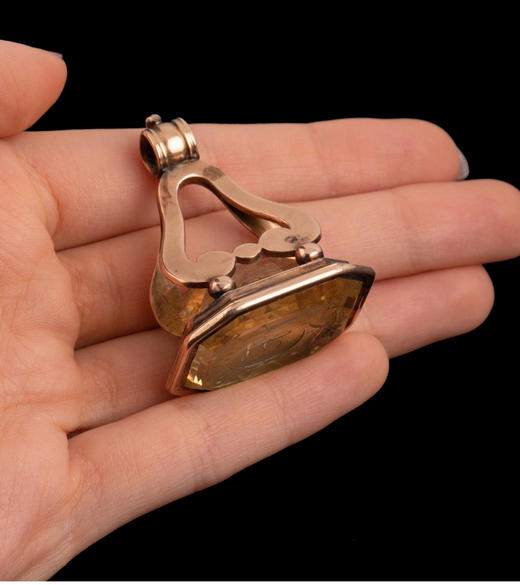 独角鹿西洋古董法国黄金镶嵌黄水晶亲王花押字雕刻盾徽印章吊坠 商品图1