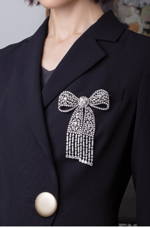 独角鹿西洋古董首饰珠宝美好时代风铂金镶嵌钻石蝴蝶结流苏胸针 商品图1