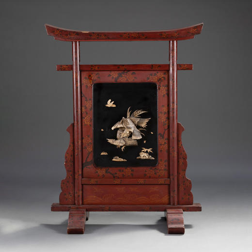 独角鹿西洋古董中国出品雄鹰主题红黑双色漆木骨雕桌屏插屏屏风 商品图0