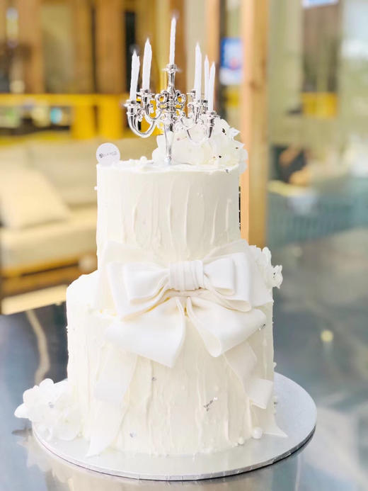 双层蝴蝶结烛台蛋糕 商品图0