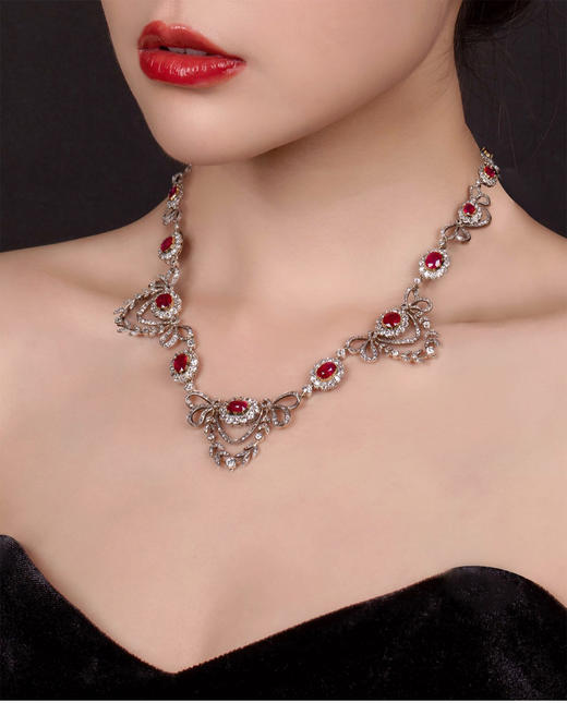 独角鹿西洋古董英国金银镶嵌缅甸无烧红宝石及钻石蝴蝶结花环项链 商品图1