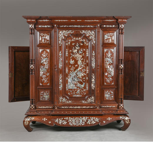 独角鹿西洋古董家具19世纪末亚洲东方风吉祥花鸟漆木镶嵌螺钿边柜 商品图3