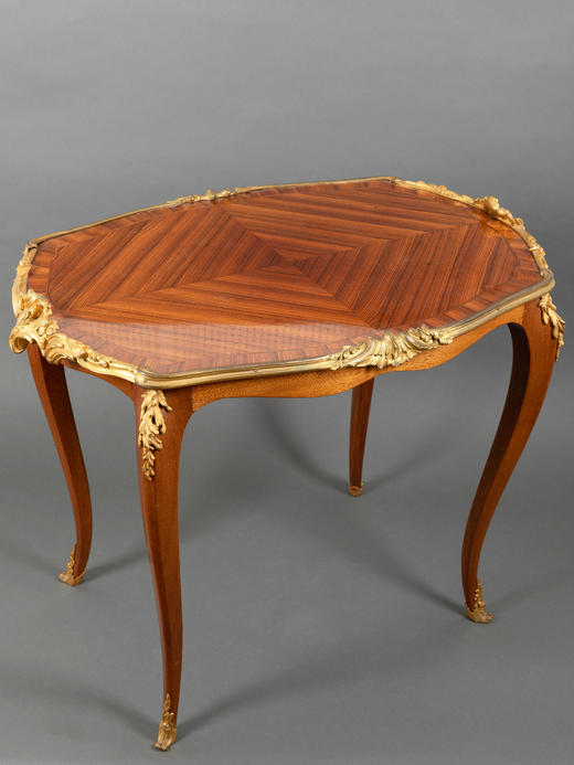 独角鹿西洋古董家具艺术家Paul Sormani铜鎏金细木镶嵌四足茶桌 商品图2