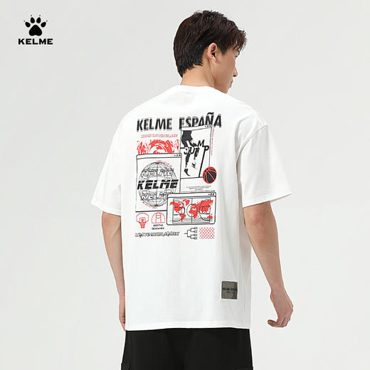 卡尔美运动短袖男篮球运动人物字母LOGO印花圆领宽松套头衫 商品图2
