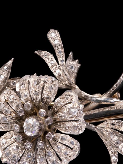 独角鹿西洋古董首饰珠宝18K黄金纯银镶嵌钻石花束造型颤动式胸针 商品图3