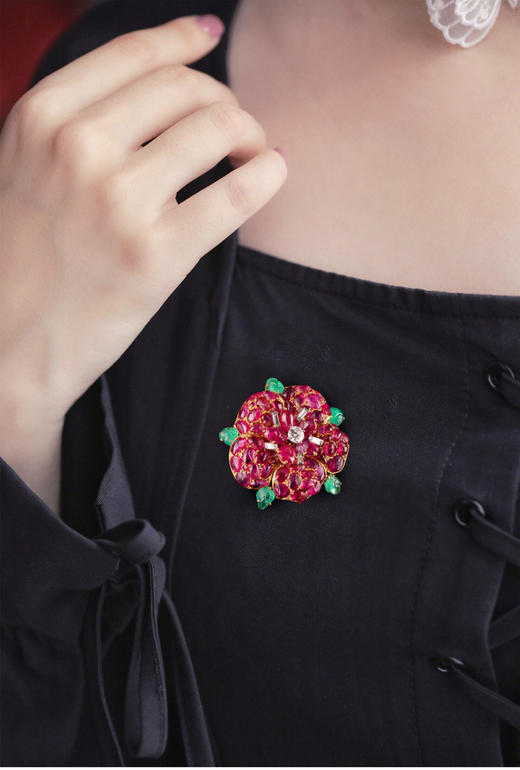 独角鹿西洋古董Marchak18K黄金镶红宝石祖母绿钻石水果锦囊胸针 商品图1