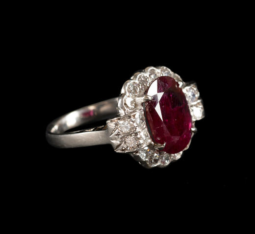 独角鹿西洋古董珠宝首饰1965年代法国18k白金镶嵌钻石红宝石戒指 商品图1