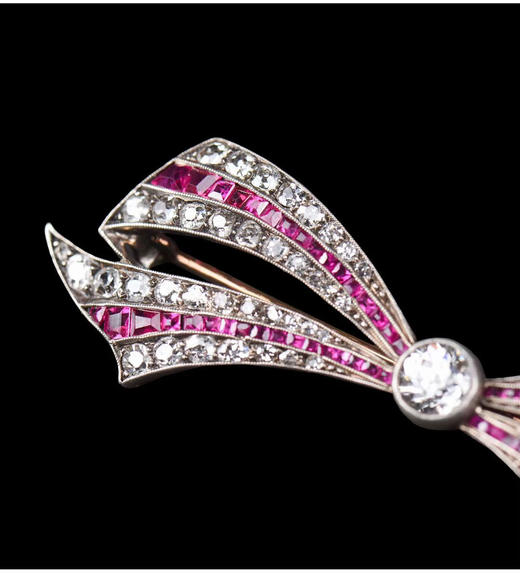 独角鹿西洋古董珠宝法国18k金及铂金镶嵌红宝石钻石蝴蝶结胸针 商品图1