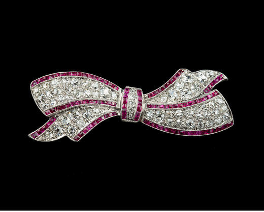 独角鹿西洋古董珠宝1920年代美国铂金镶嵌钻石红宝石蝴蝶结胸针 商品图2