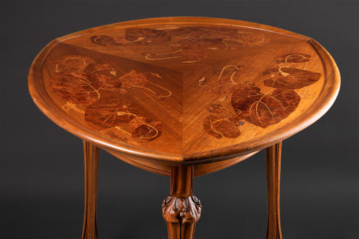 独角鹿西洋古董家具法国出品新艺术风格实心胡桃木细木镶嵌三足桌 商品图1
