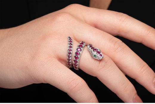 独角鹿西洋古董珠宝首饰白金镶嵌钻石红宝石祖母绿灵蛇造型戒指 商品图1