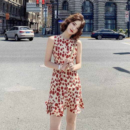 法式波点雪纺连衣裙春夏季新款轻奢名媛风短裙感气质吊带裙子 商品图5