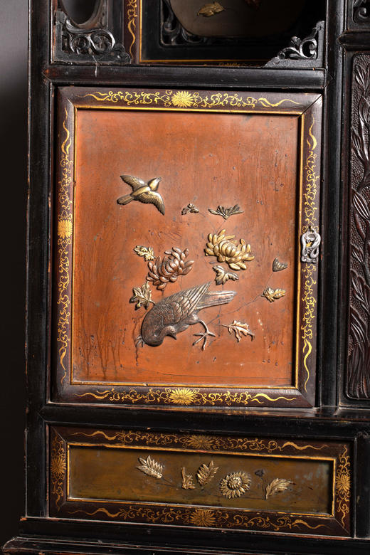 独角鹿西洋古董家具19世纪中国木制漆面铜制镶嵌柜子多宝阁立柜 商品图2