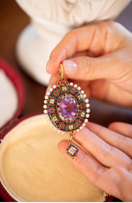 独角鹿西洋古董英国花卉主题18K黄金珐琅镶嵌珍珠钻石紫水晶吊坠 商品图1