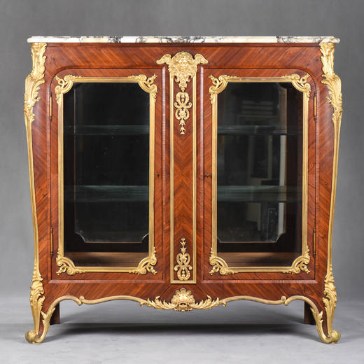 【已售】国内现货独角鹿西洋古董家具迪恩斯尤金缎木薄板铜鎏金玻璃展示柜 商品图1