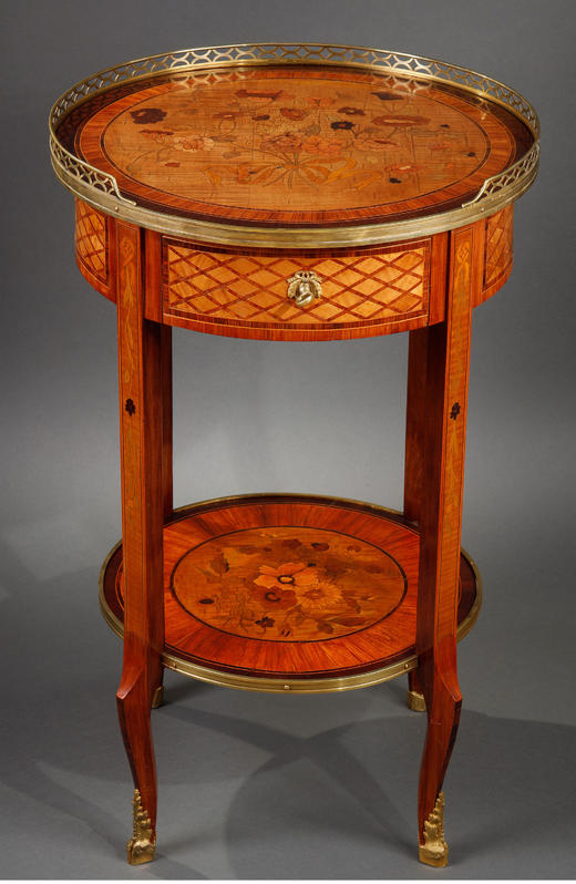 独角鹿西洋古董家具法国出品铜鎏金修饰细木镶嵌花卉主题双层边桌 商品图3