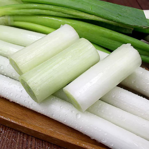 优选|正宗章丘大葱  颗颗精选 人工去皮 脆甜微辣 5斤 商品图8