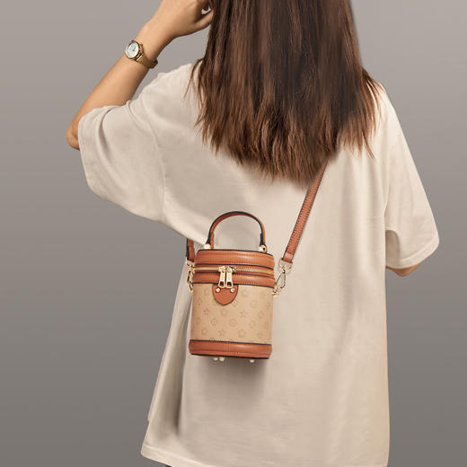 Safiya/索菲娅牛皮包包2022新款水桶包单肩包女式斜挎包女包SF9111015Y 商品图0