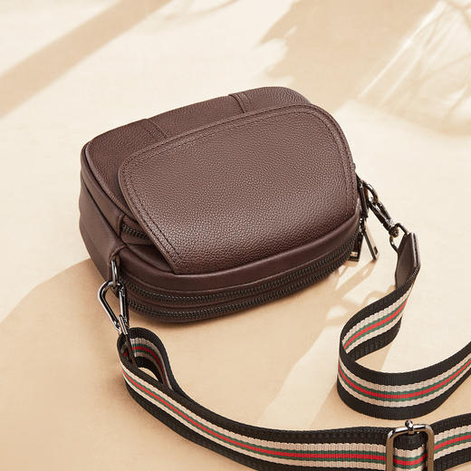 Safiya/索菲娅2022新款头层牛皮大容量手机单肩包包女式斜挎女包SF9136027Y 商品图4